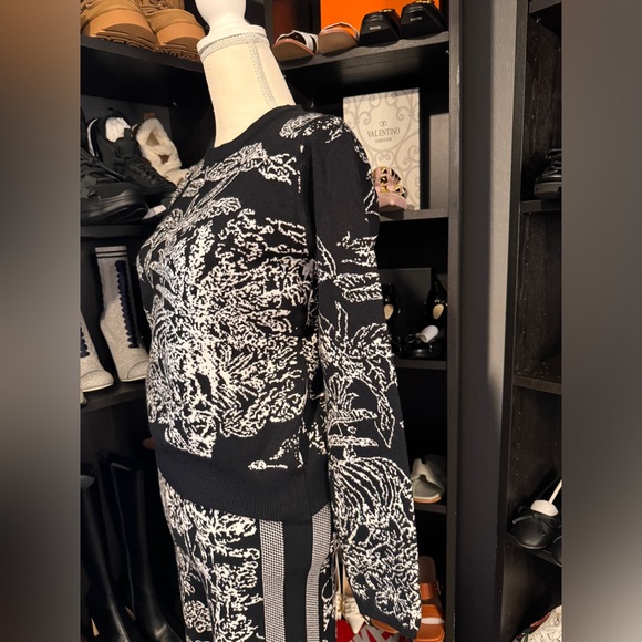 NWOT Knit Jogger Set - Picture 5 of 5